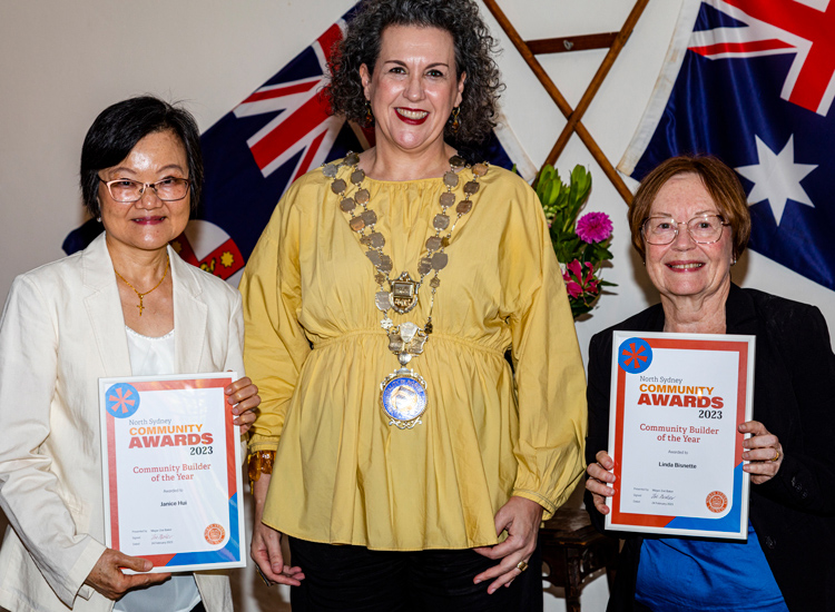 Janice Hui and Linda Bisnette with the Mayor