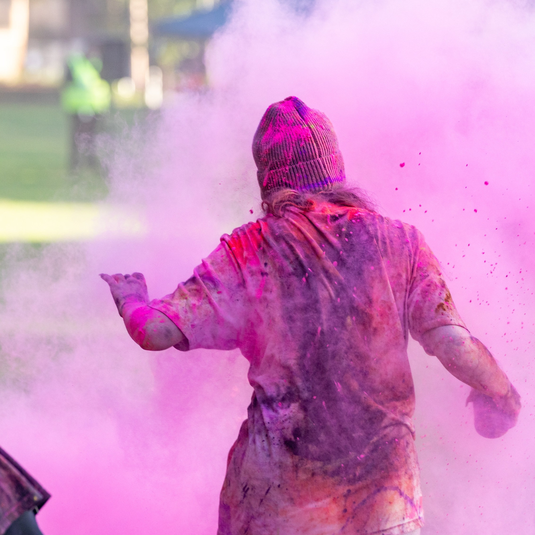 holi